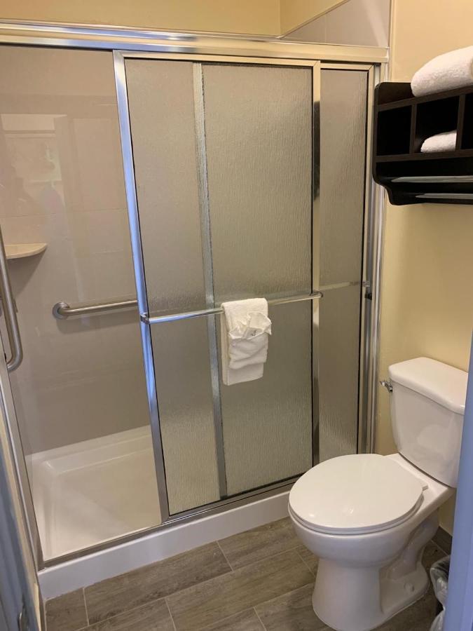 Homestay Inn & Suites 爱丁堡 外观 照片